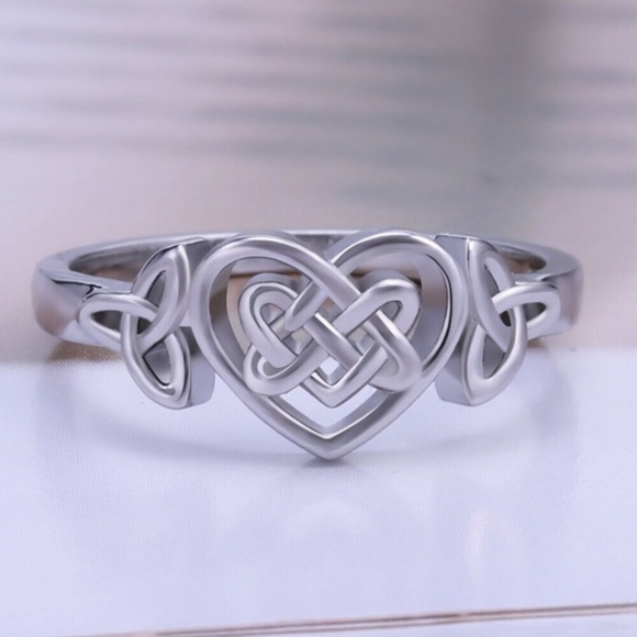Jewelry - Romantic 925 Silver Heart Shape Wedding Ring New